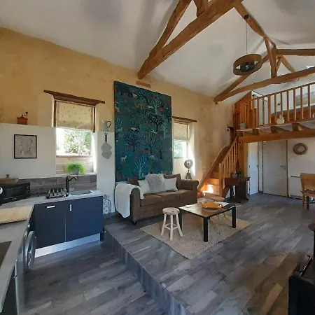 Lpc Dordogne Holidays - Le Petit Coin * Lussas-et-Nontronneau