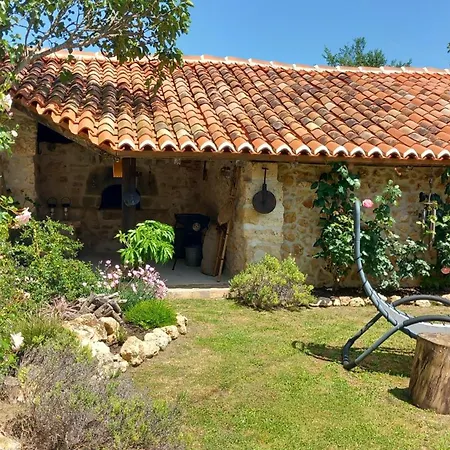Holiday home Lpc Dordogne Holidays - Le Petit Coin Lussas-et-Nontronneau