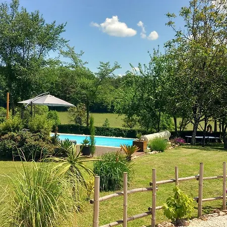 Lpc Dordogne Holidays - Le Petit Coin