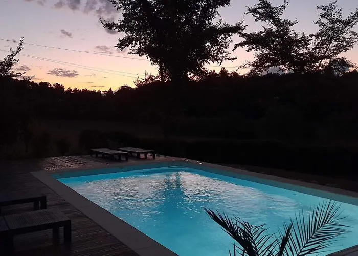 Lpc Dordogne Holidays - Le Petit Coin * Lussas-et-Nontronneau