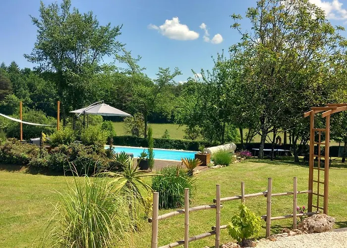 Lpc Dordogne Holidays - Le Petit Coin