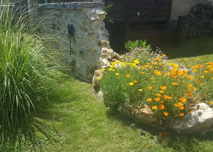 Lpc Dordogne Holidays - Le Petit Coin